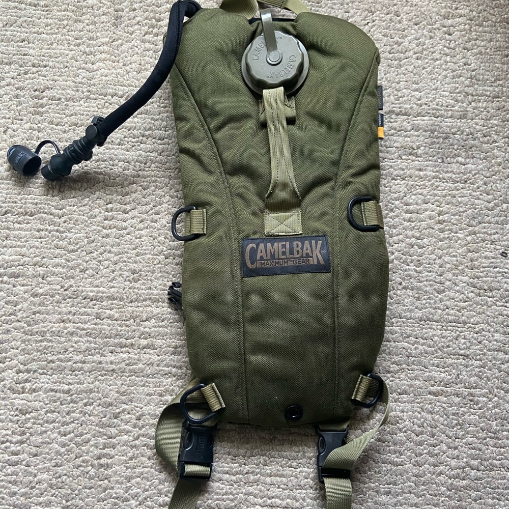 Camelbak maximum gear hydration backpack